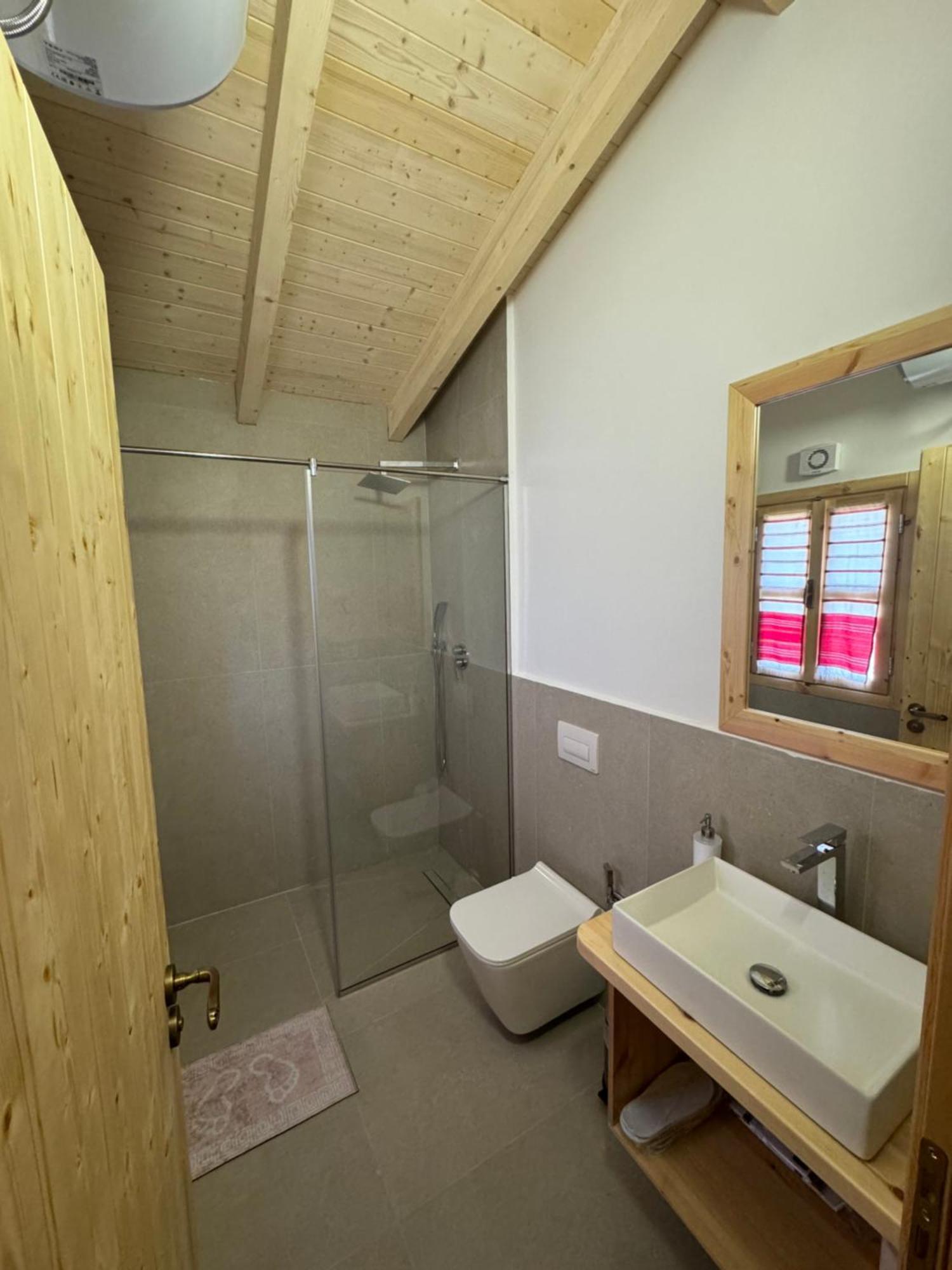 Fishte Fishta Guesthouse - Mrizi I Zanave מראה חיצוני תמונה