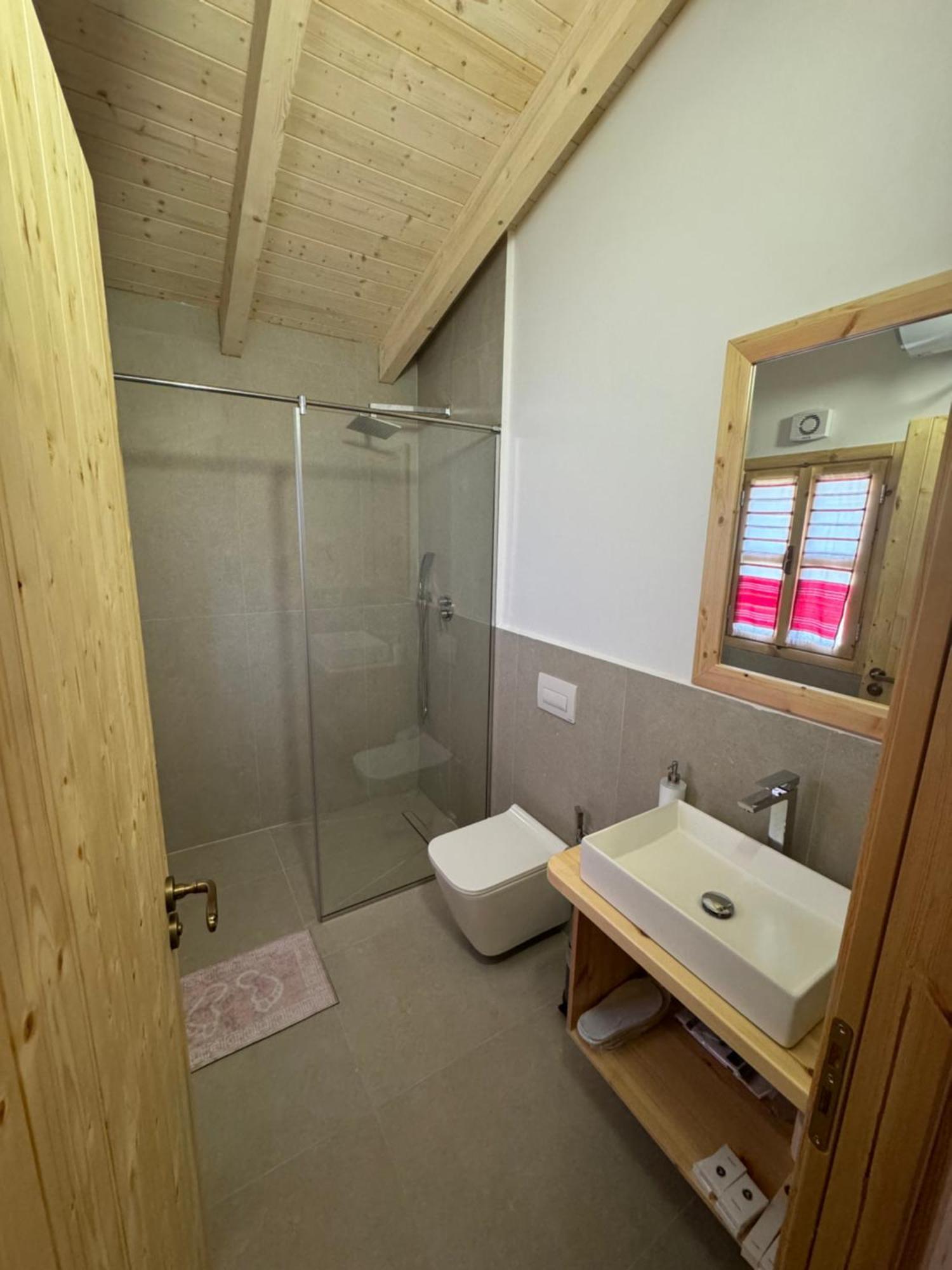 Fishte Fishta Guesthouse - Mrizi I Zanave מראה חיצוני תמונה